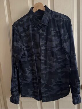 Banana Republic Navy and Charcoal Camo Button-Down Shirt